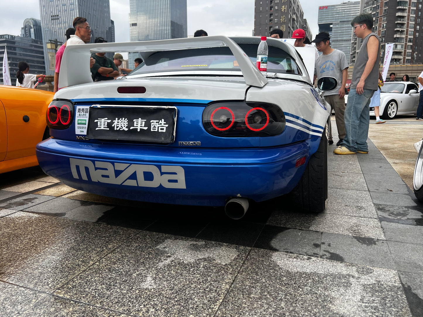 Mazda Miata NA with Archaic LED taillights after installation