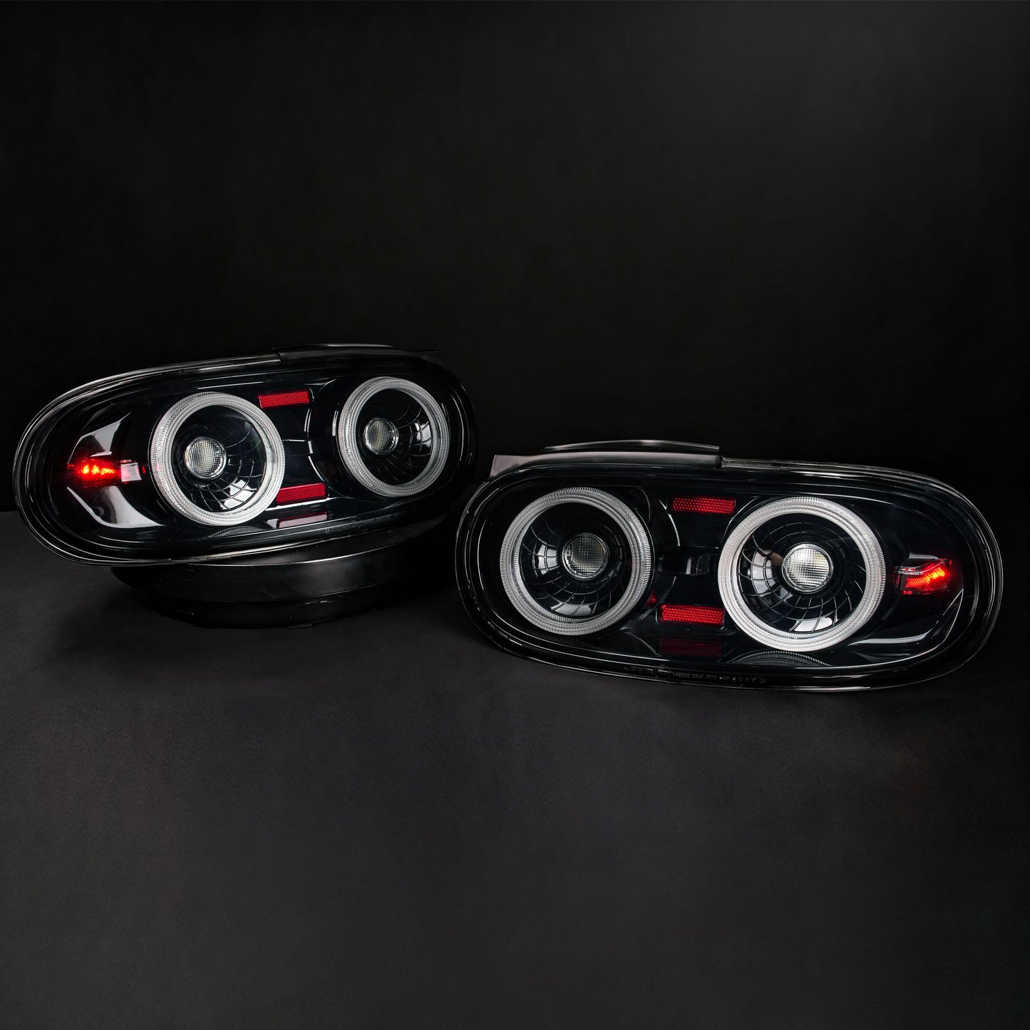 Faros traseros LED RGB Arcaicos para Mazda Miata NA (1989–1997) | Certificación E-Mark | Control por aplicación | Actualización Plug & Play